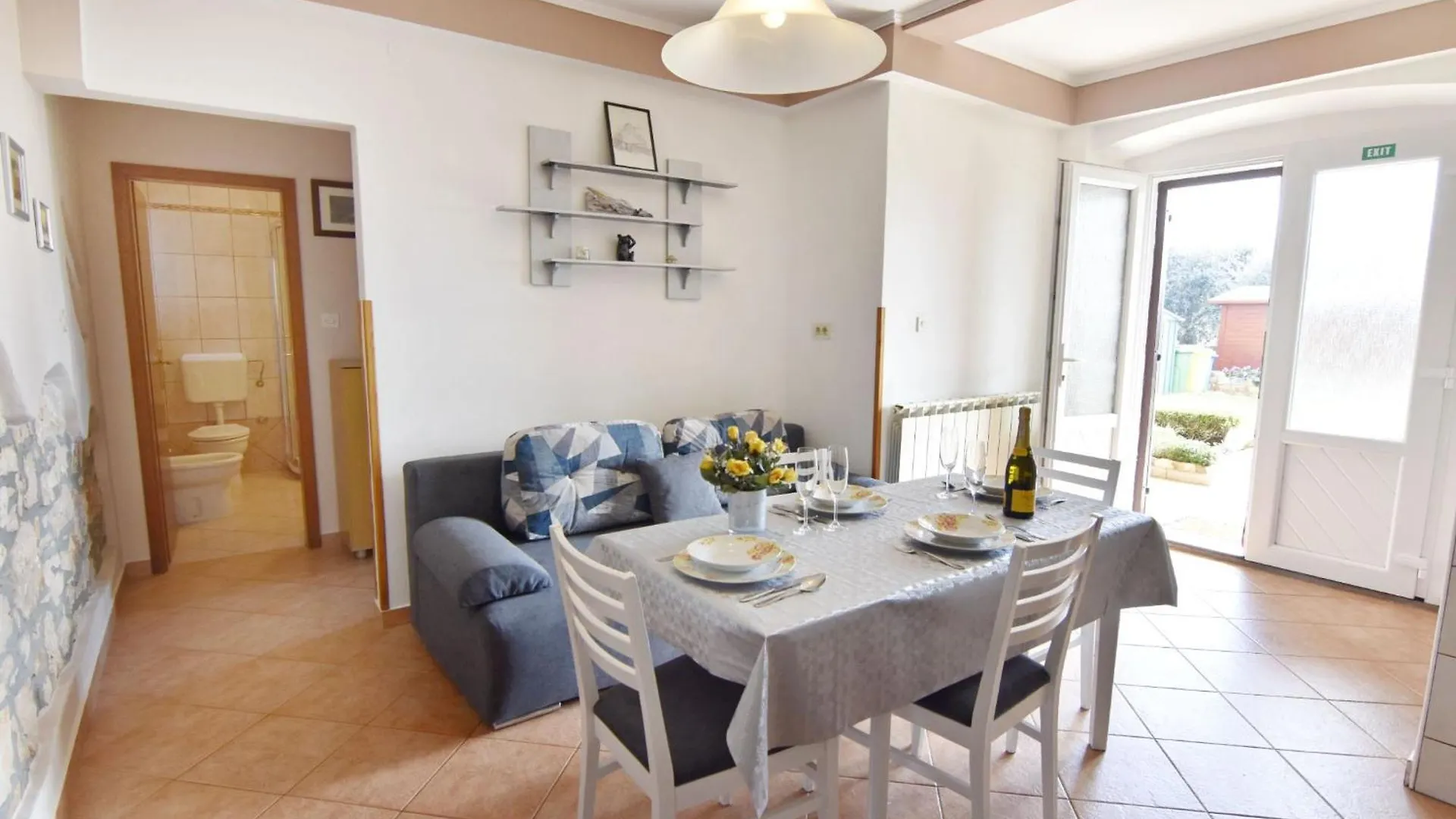 Grosse Wohnung In Umag Mit Grossem Garten Und Meerblick Croatia