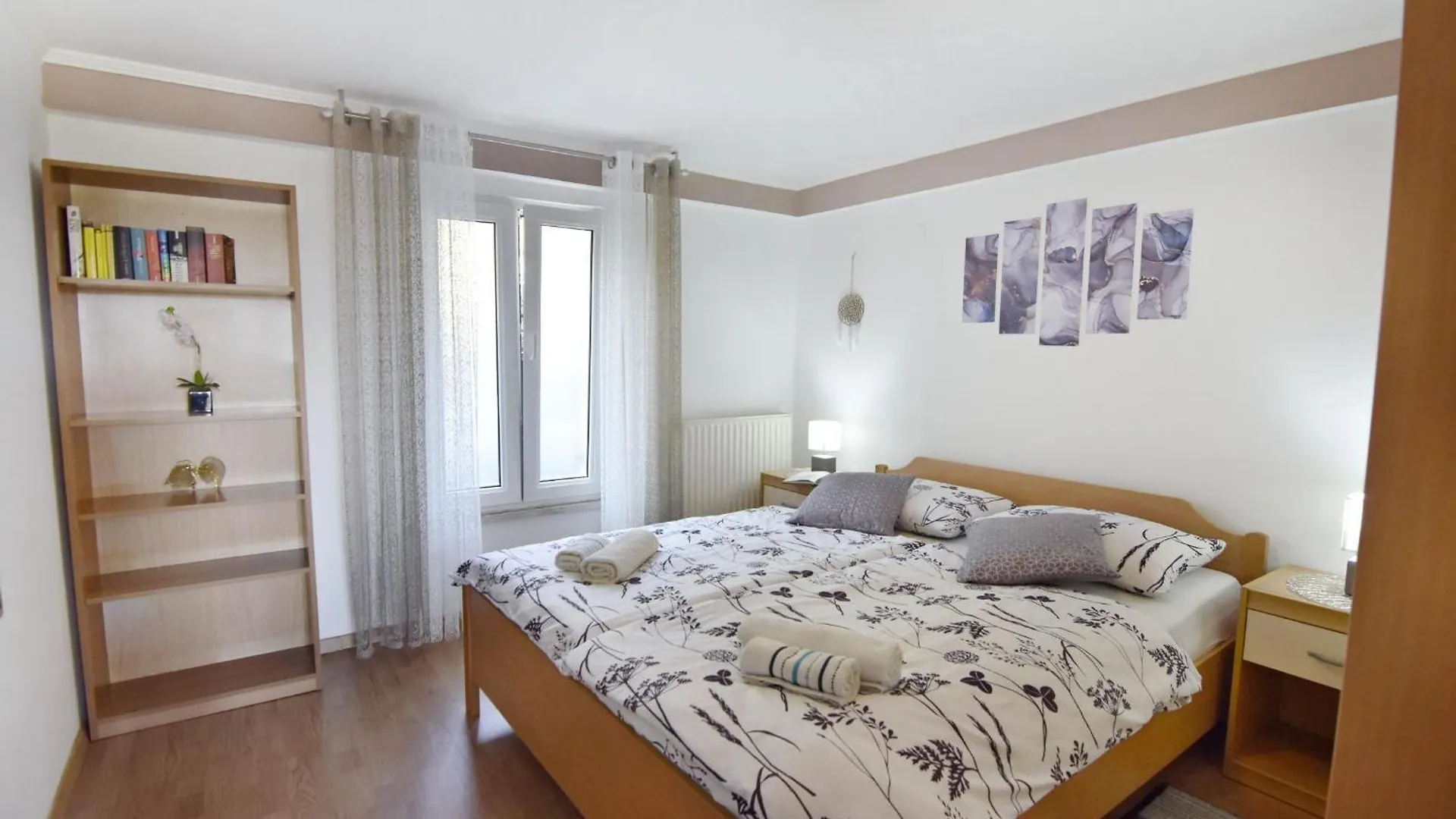 Apartment Grosse Wohnung In Umag Mit Grossem Garten Und Meerblick