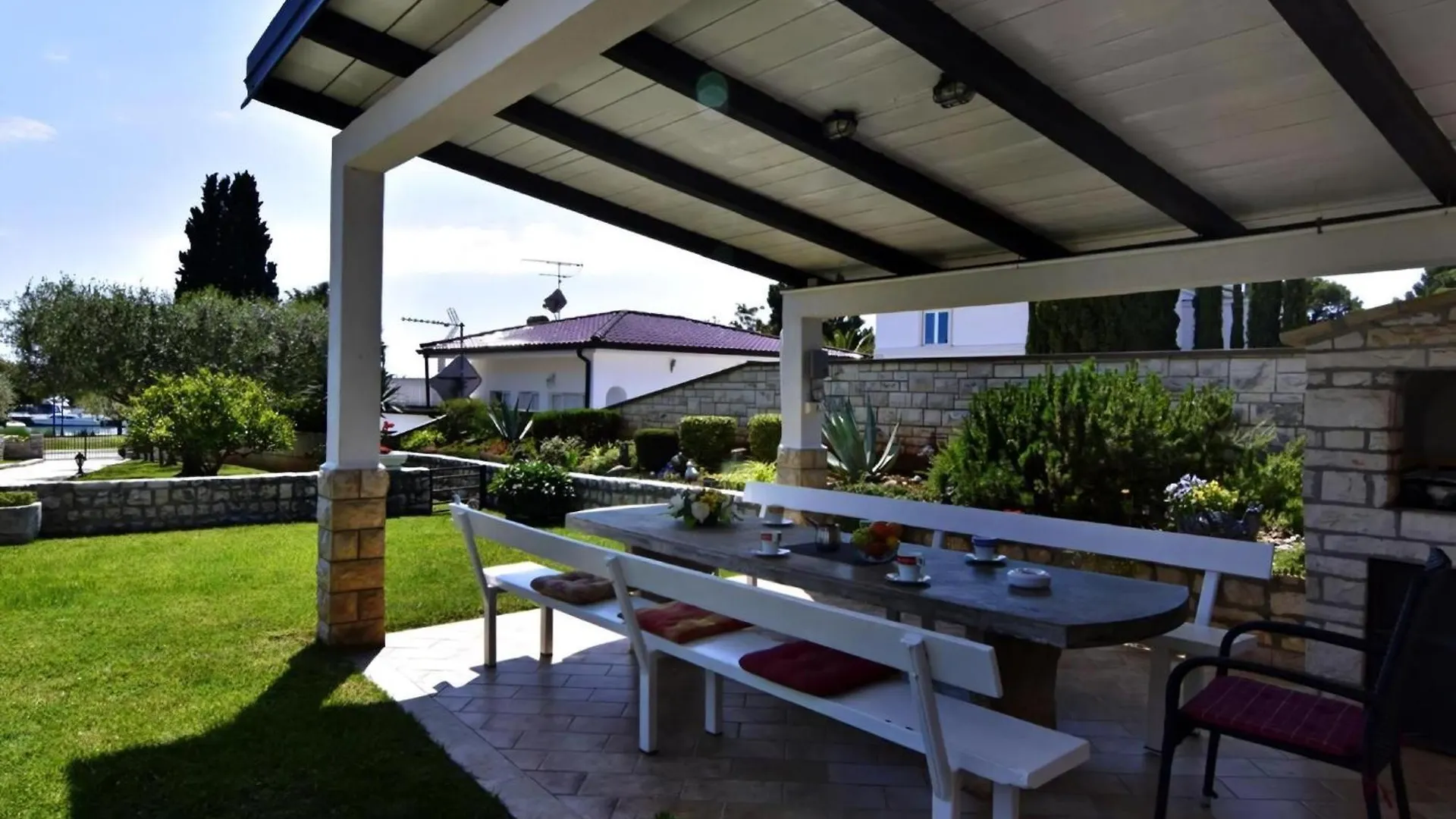 Grosse Wohnung In Umag Mit Grossem Garten Und Meerblick